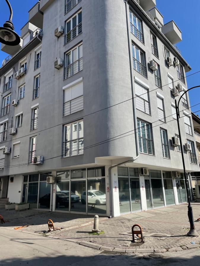 Big Apartment With Private Parking - Extra View Üsküp Dış mekan fotoğraf