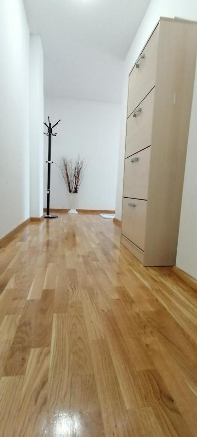 Big Apartment With Private Parking - Extra View Üsküp Dış mekan fotoğraf