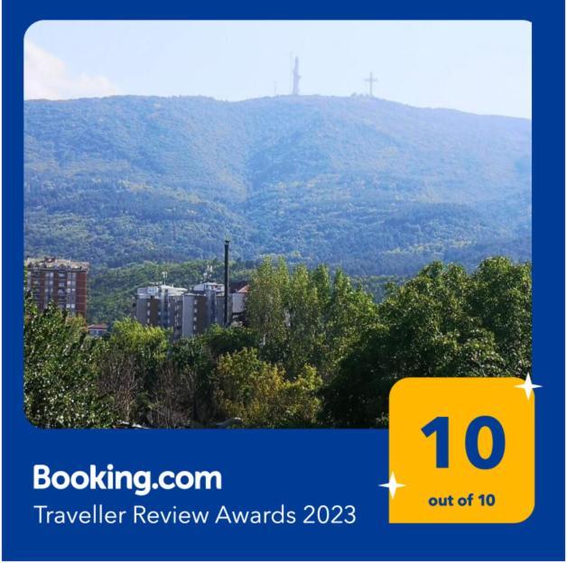 Big Apartment With Private Parking - Extra View Üsküp Dış mekan fotoğraf