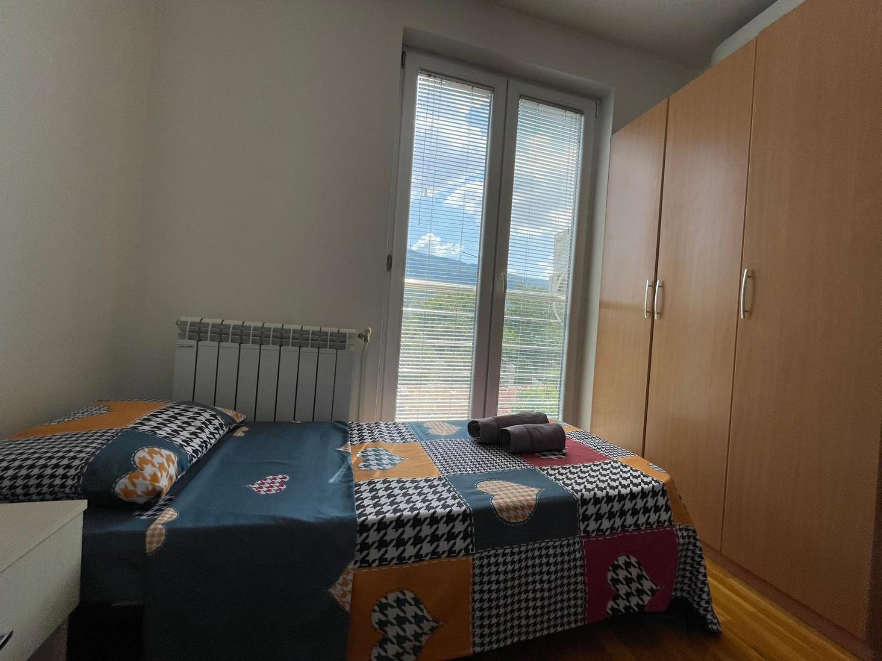 Big Apartment With Private Parking - Extra View Üsküp Dış mekan fotoğraf